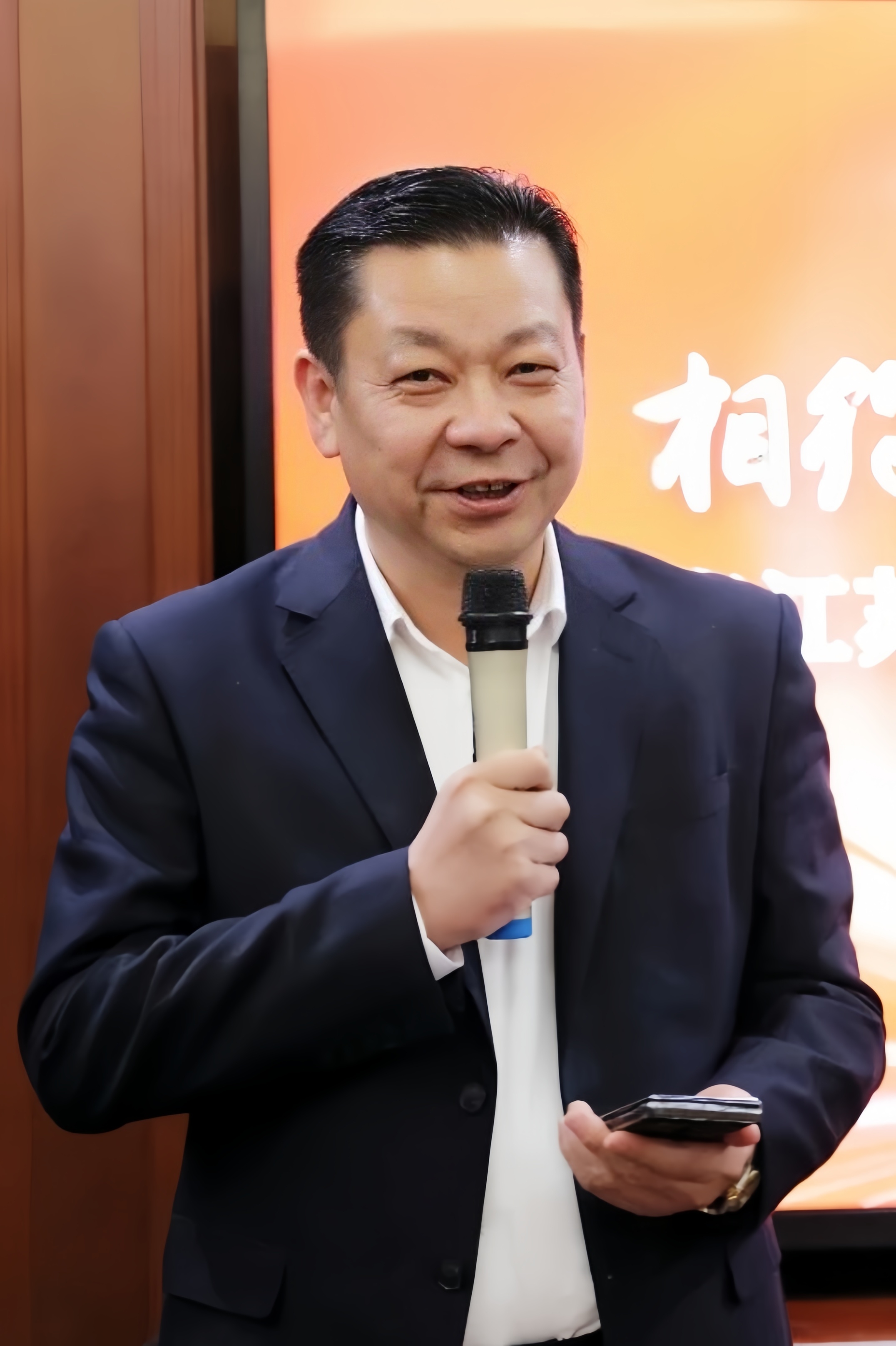 刘加亮